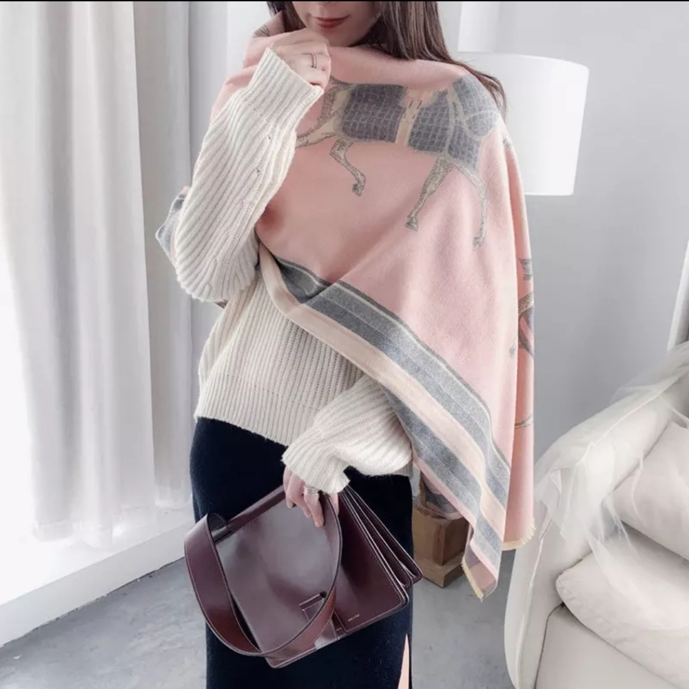 ⭐NEW! Cashmere Luxury Horse Scarf - Picture 6 of 6